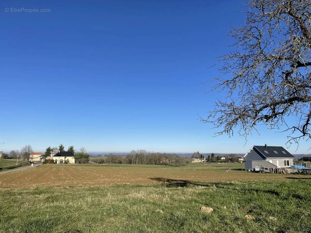 Terrain à TOURNAY