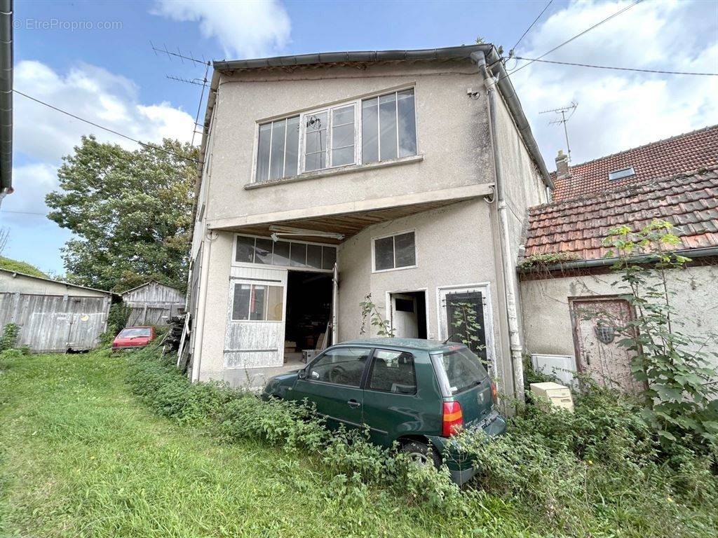 Maison à SAINT-CHERON