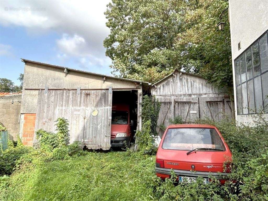 Maison à SAINT-CHERON