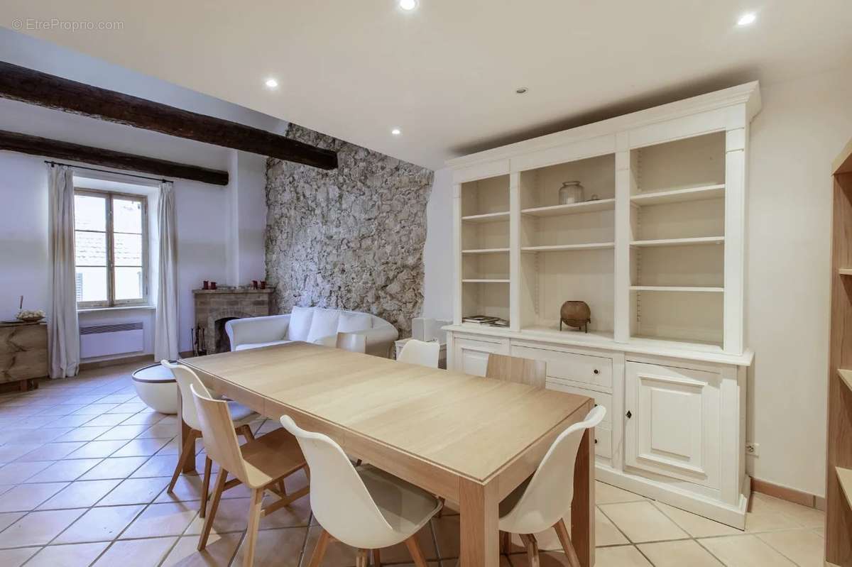 Appartement à VILLEFRANCHE-SUR-MER