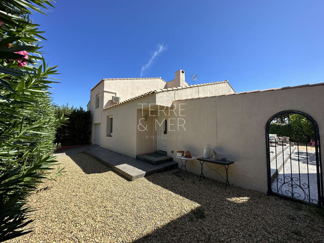 Maison à SAINT-CYPRIEN