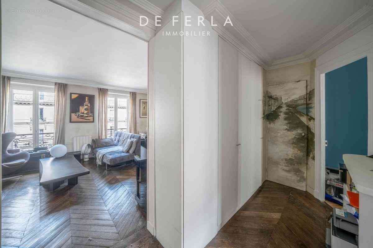 Appartement à PARIS-6E