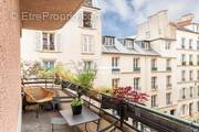 Appartement à PARIS-17E