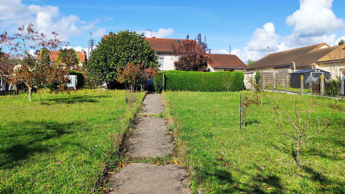 Maison à CHATELLERAULT