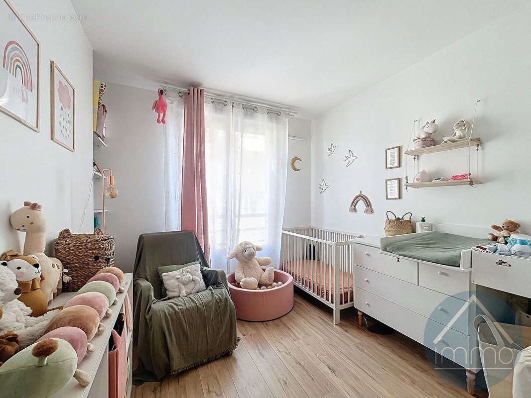 Appartement à ASNIERES-SUR-SEINE