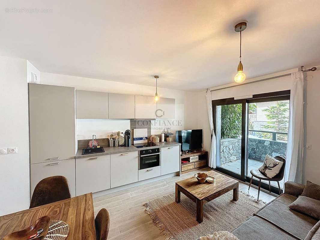 Appartement à SAINT-ETIENNE-DE-TINEE