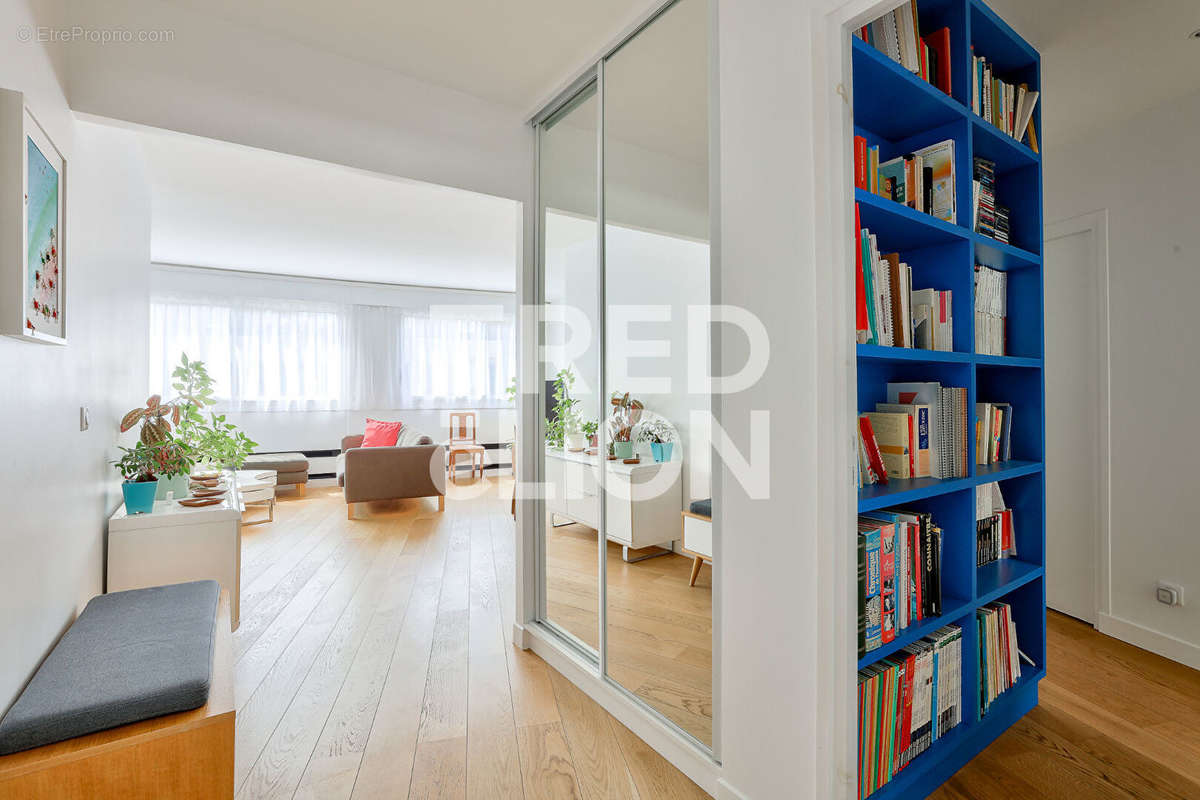 Appartement à PARIS-15E