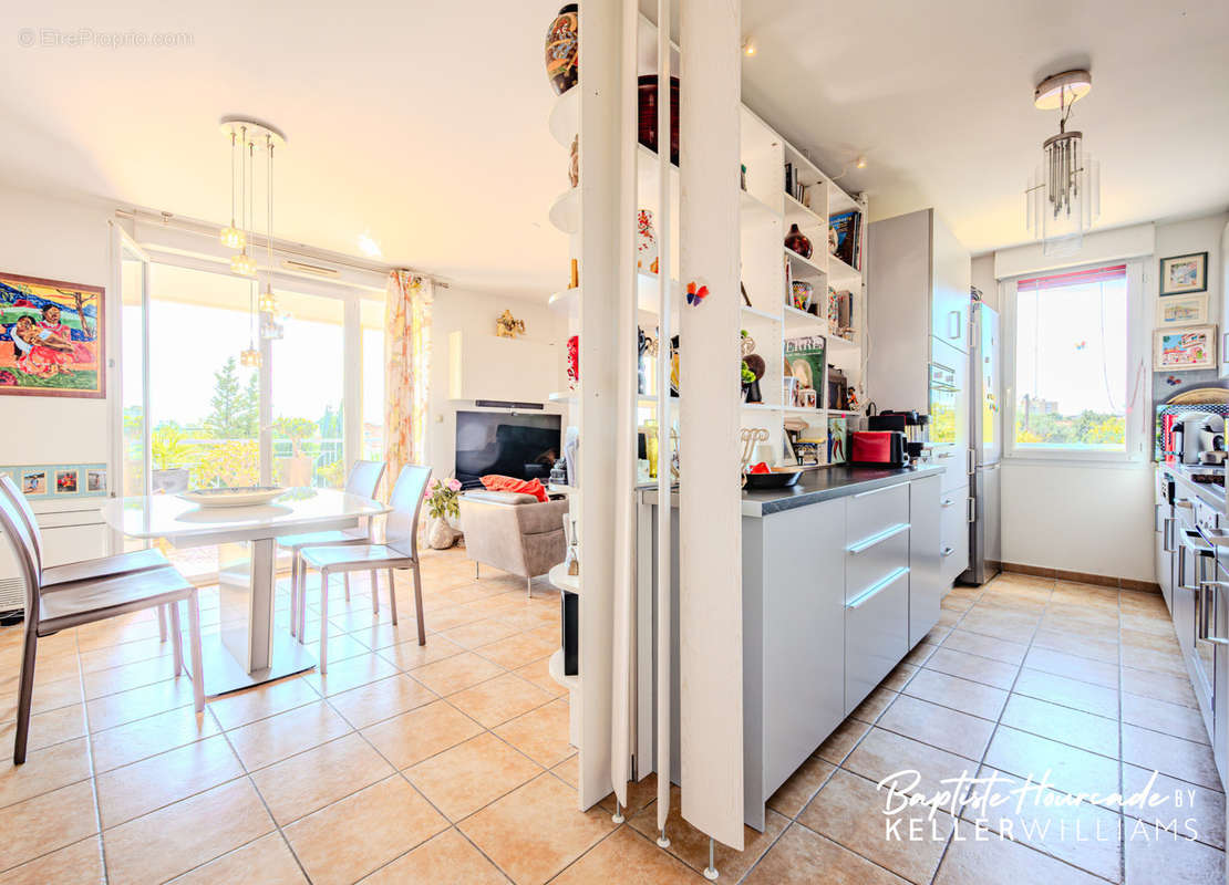 Appartement à HYERES