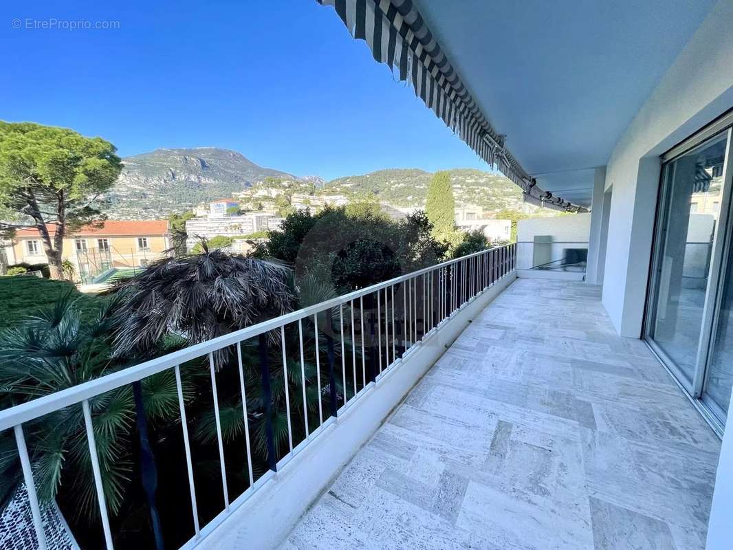 Appartement à ROQUEBRUNE-CAP-MARTIN