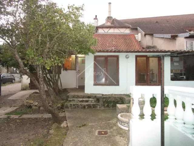 Maison à SAINT-POURCAIN-SUR-SIOULE