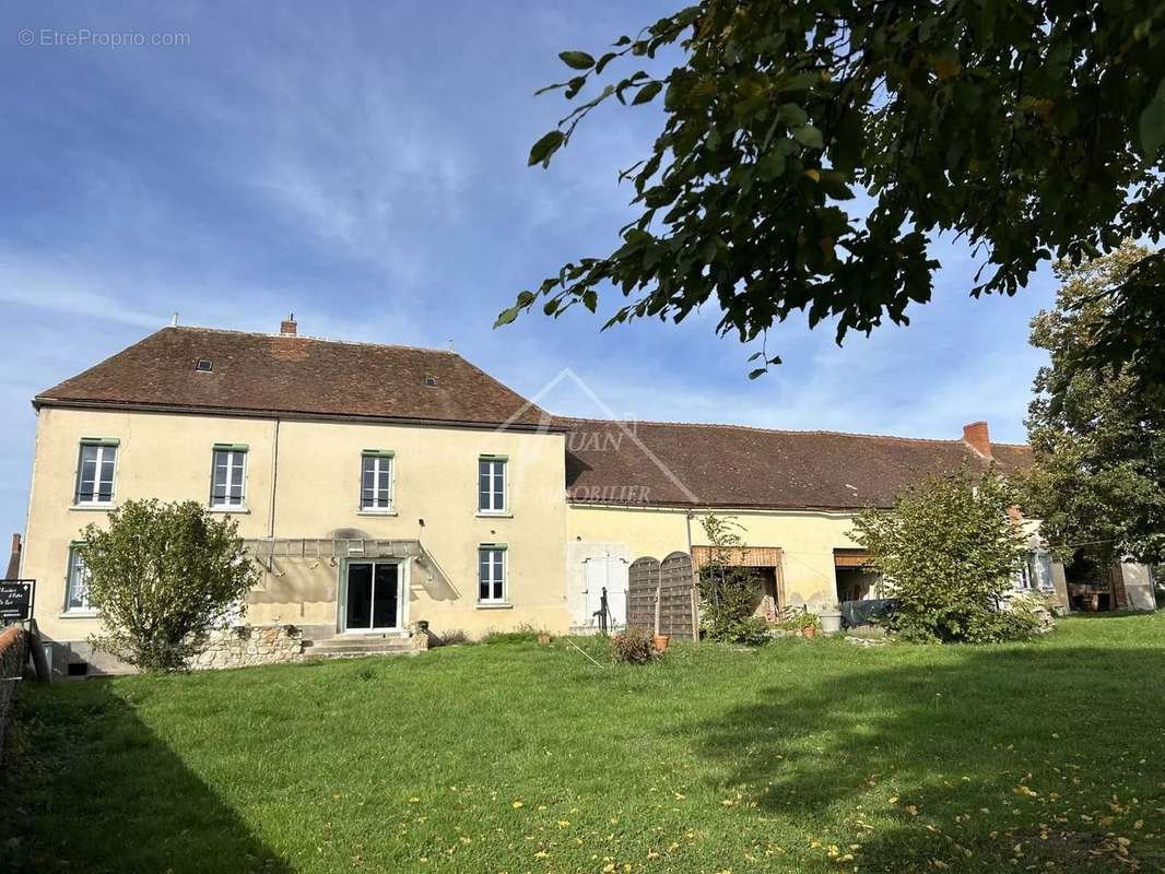 Maison à MONESTIER