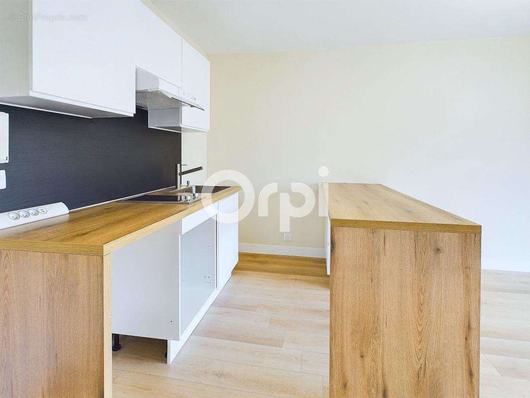 Appartement à MANDELIEU-LA-NAPOULE