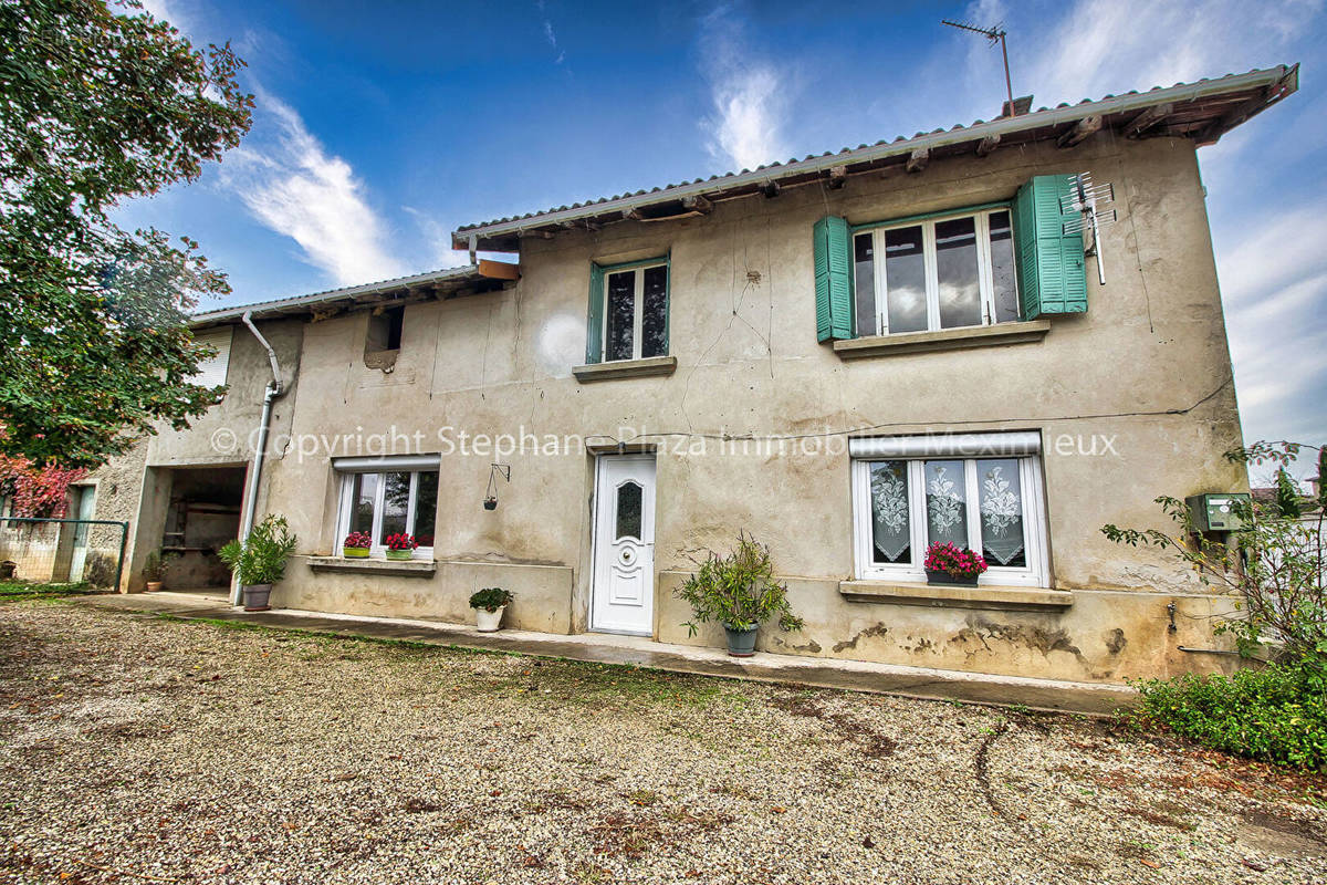 Maison à MEXIMIEUX