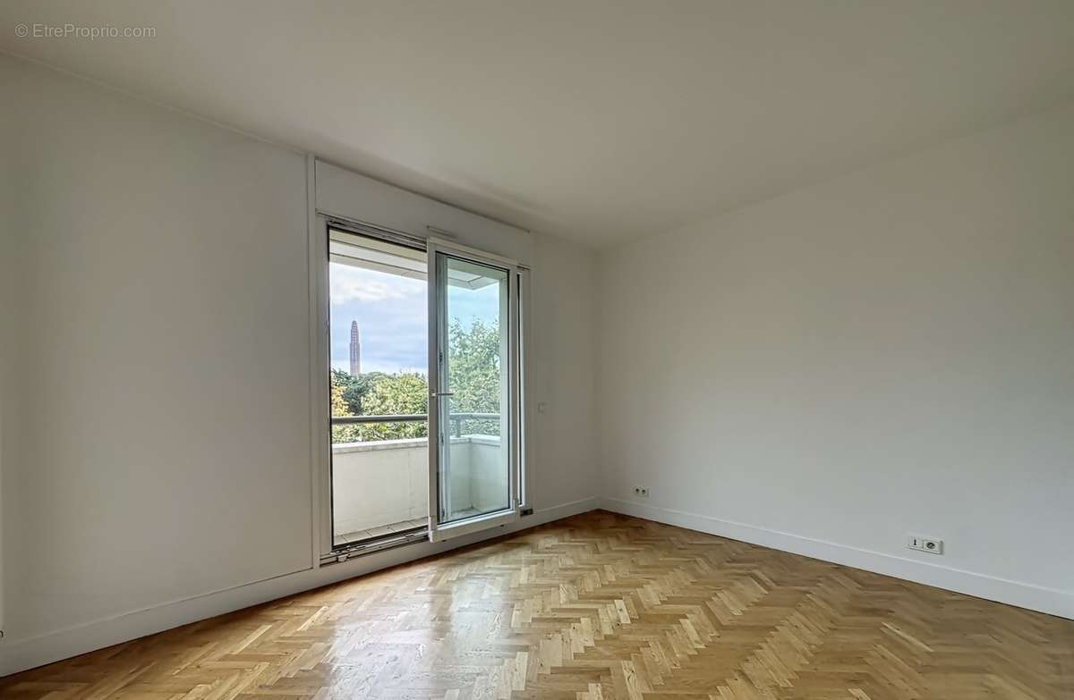 Appartement à LEVALLOIS-PERRET