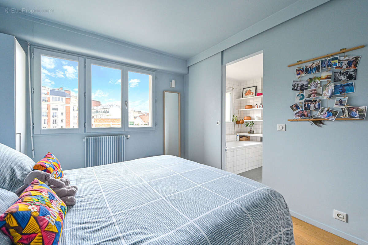 Appartement à PARIS-18E