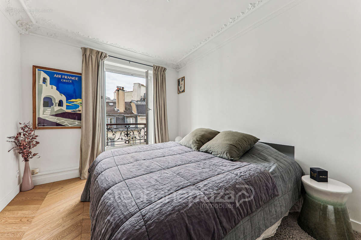 Appartement à PARIS-3E