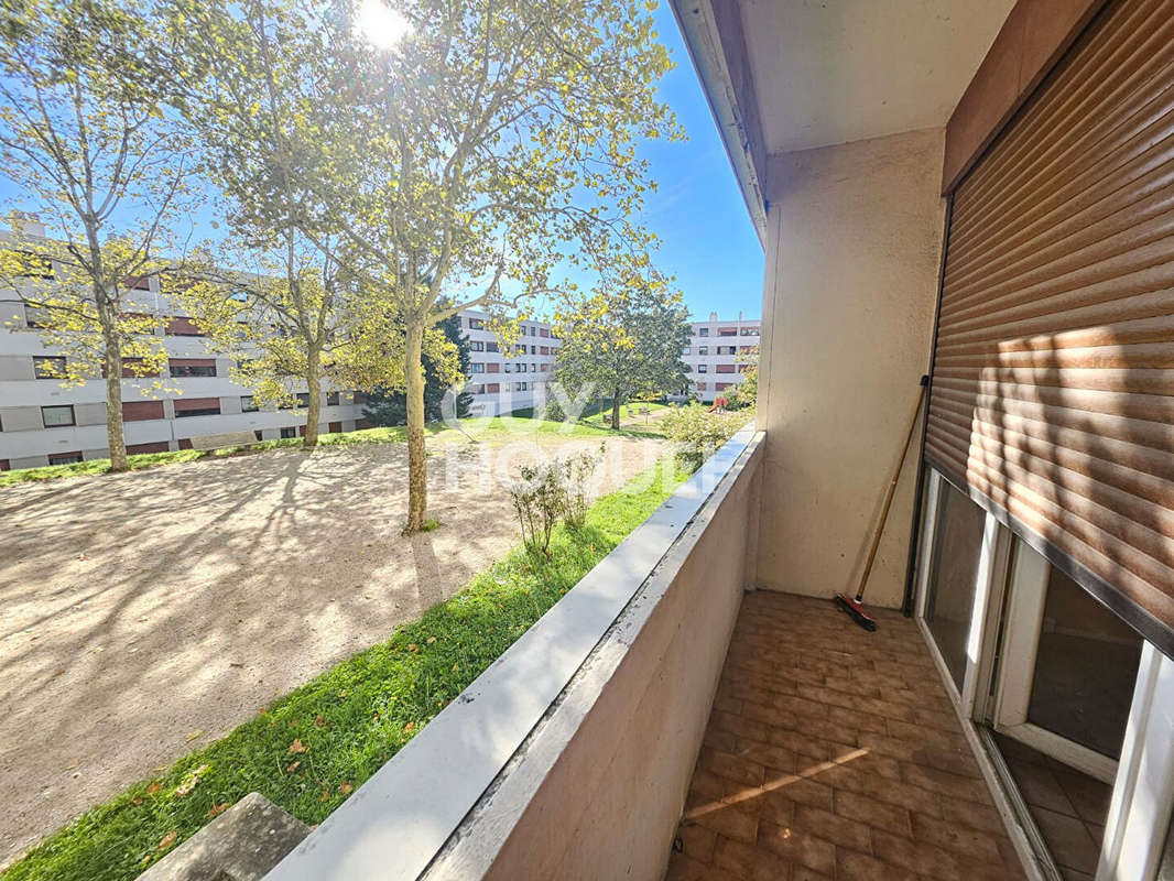 Appartement à RILLIEUX-LA-PAPE