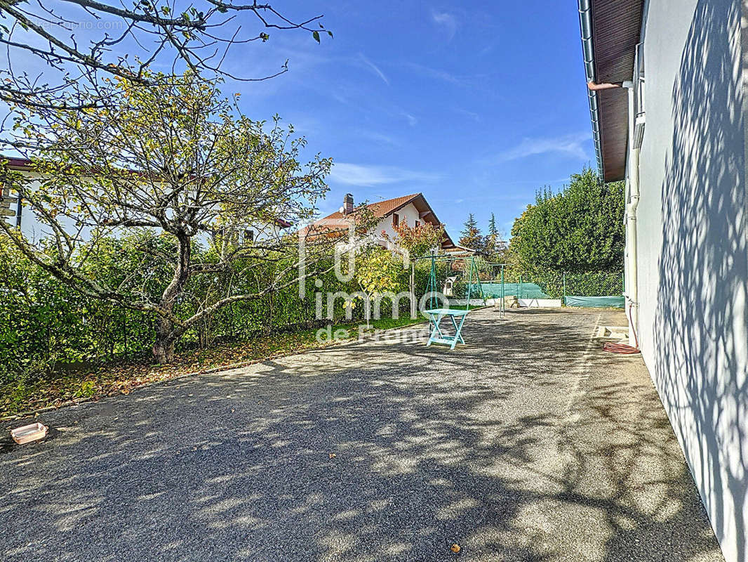 Maison à BELLEGARDE-SUR-VALSERINE