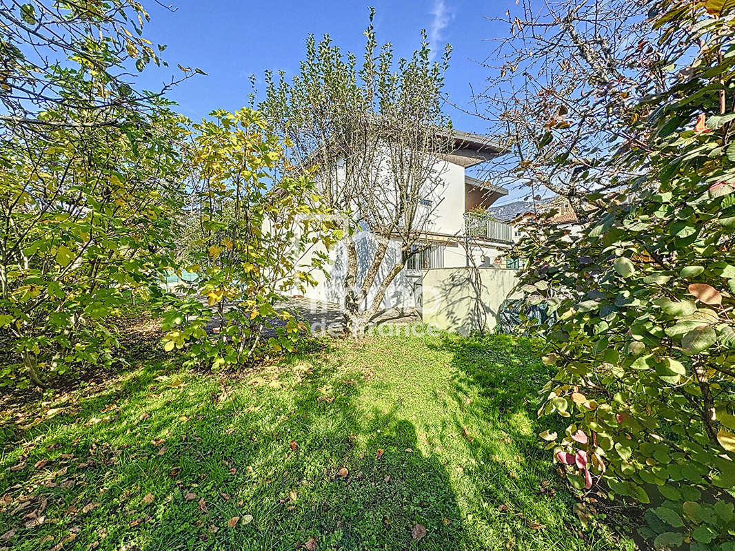 Maison à BELLEGARDE-SUR-VALSERINE