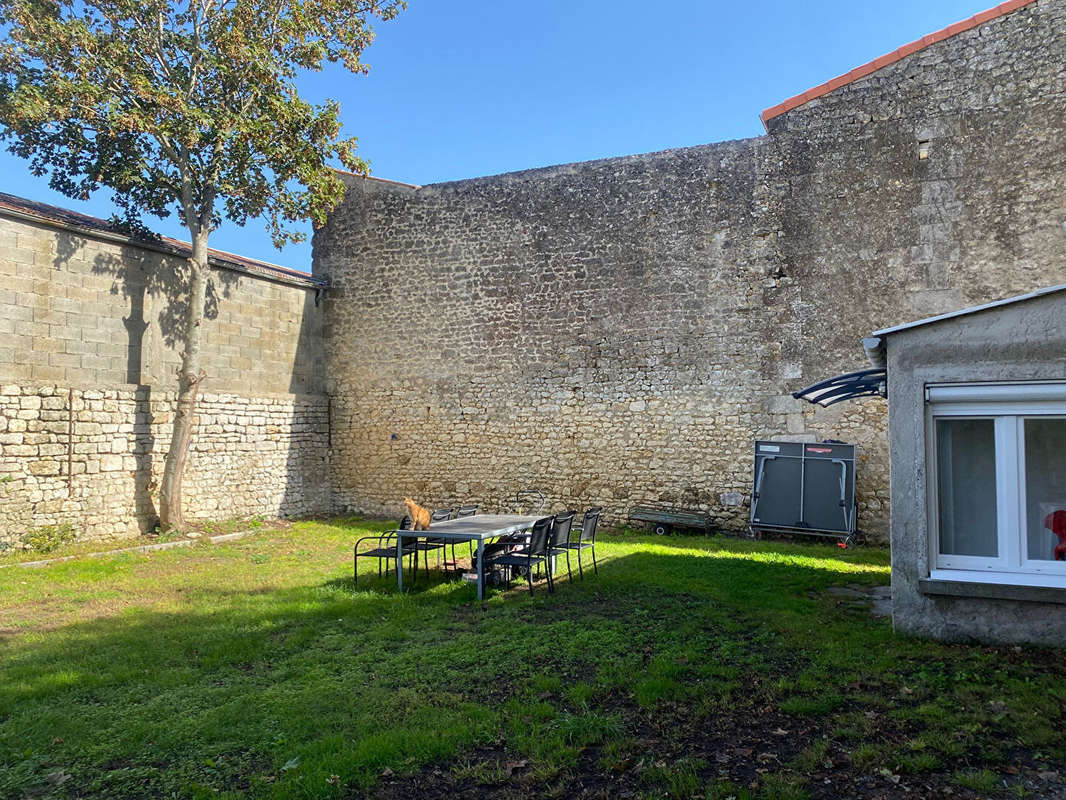 Maison à ROCHEFORT