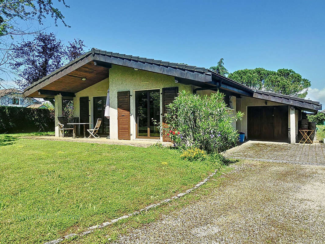 Maison à ANTHY-SUR-LEMAN