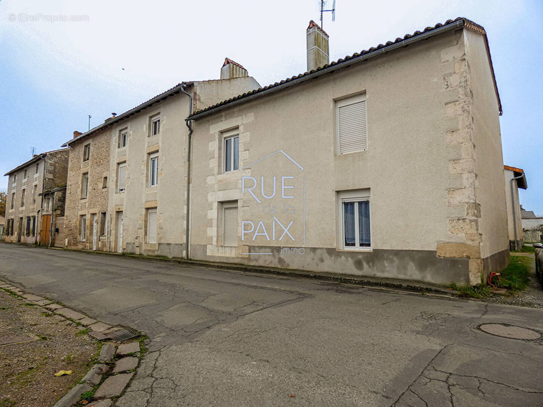 Appartement à LATILLE