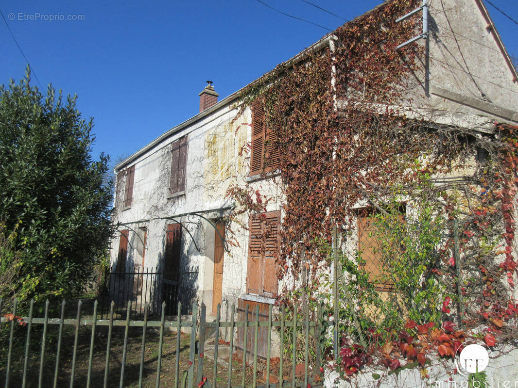 Maison à JOUY-SUR-MORIN