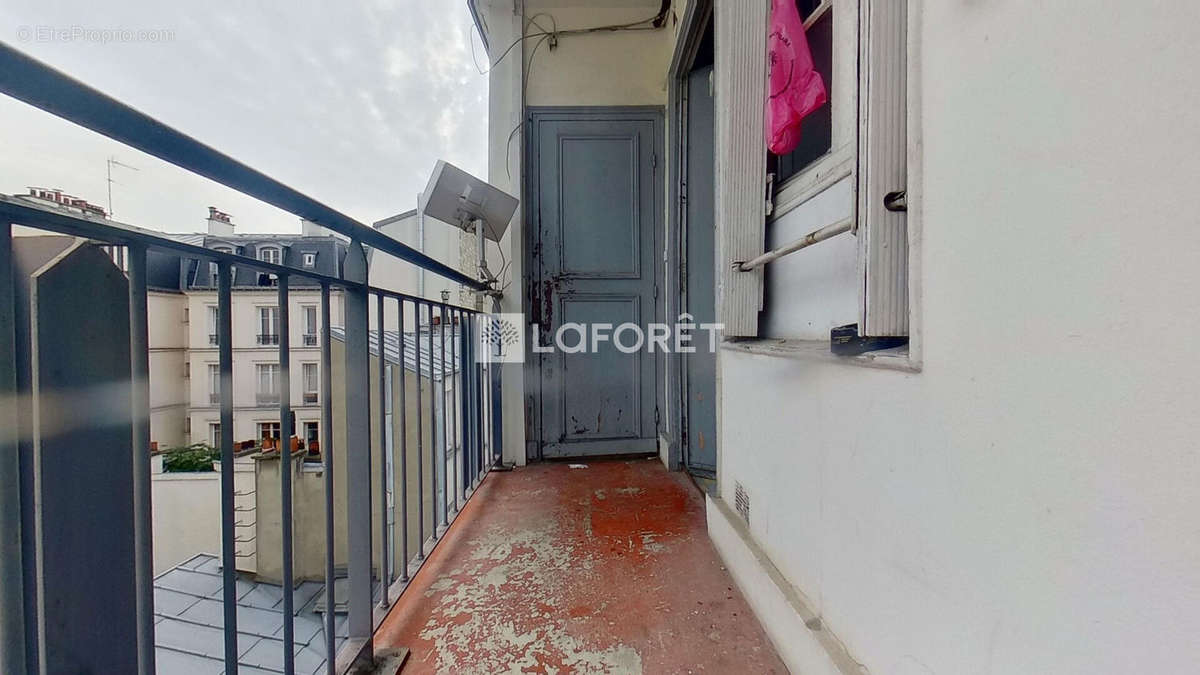 Appartement à PARIS-17E