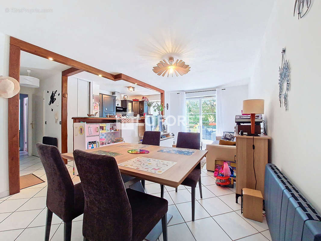 Appartement à MOISSY-CRAMAYEL