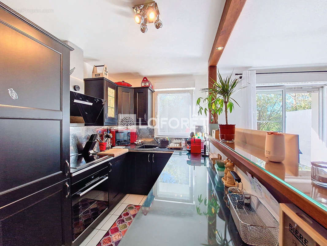 Appartement à MOISSY-CRAMAYEL