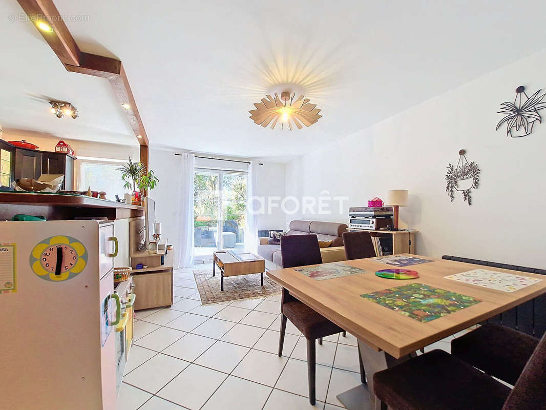 Appartement à MOISSY-CRAMAYEL