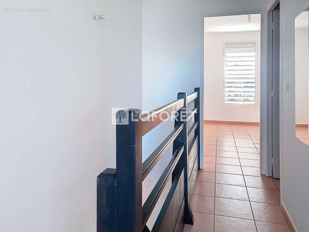 Appartement à BAIE-MAHAULT