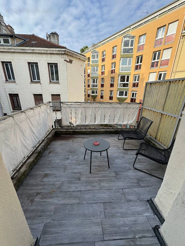 Appartement à SAINT-ETIENNE