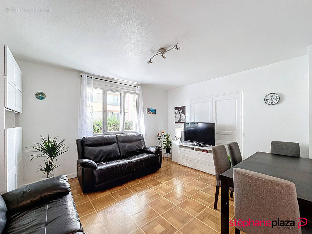 Appartement à LYON-8E