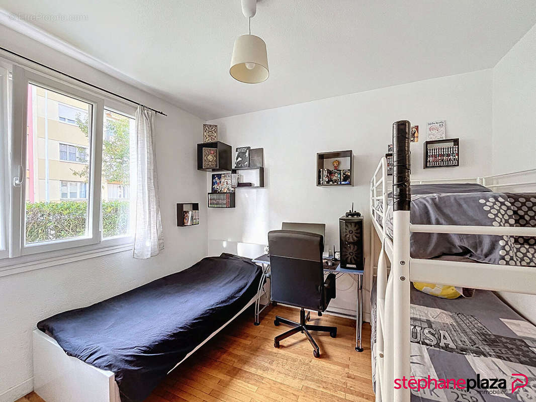 Appartement à LYON-8E