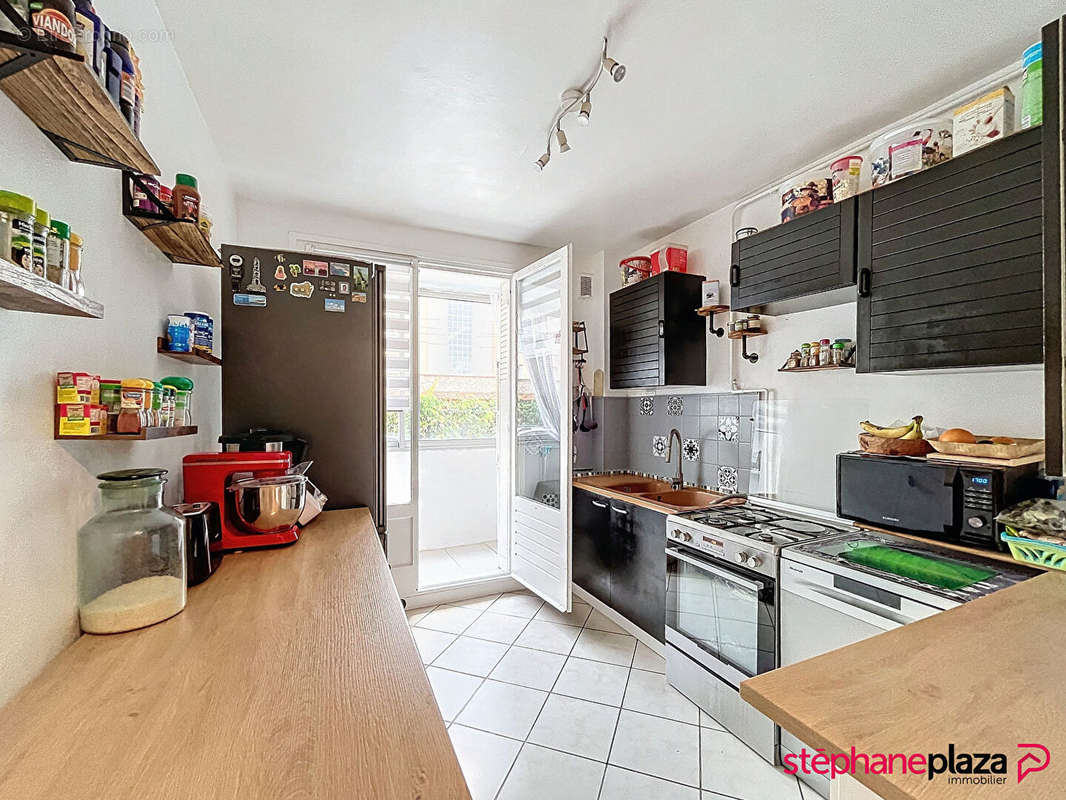 Appartement à LYON-8E