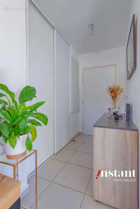 Appartement à LYON-8E