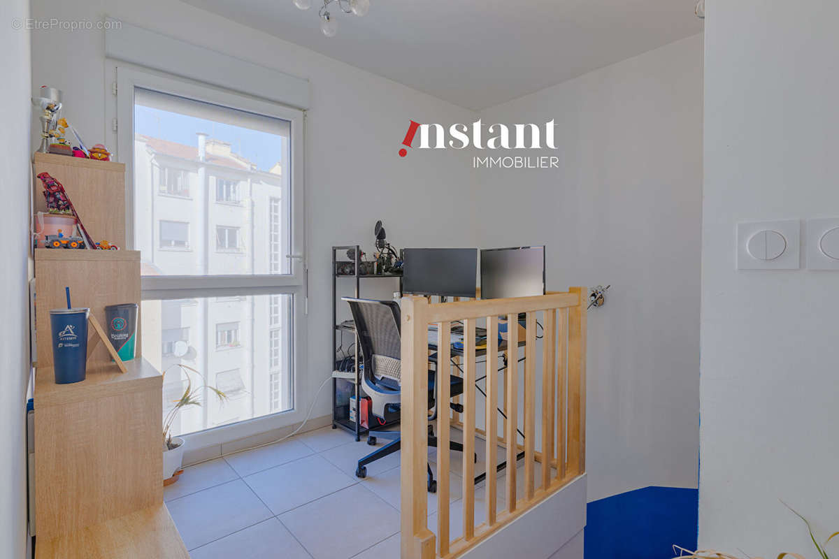 Appartement à LYON-8E