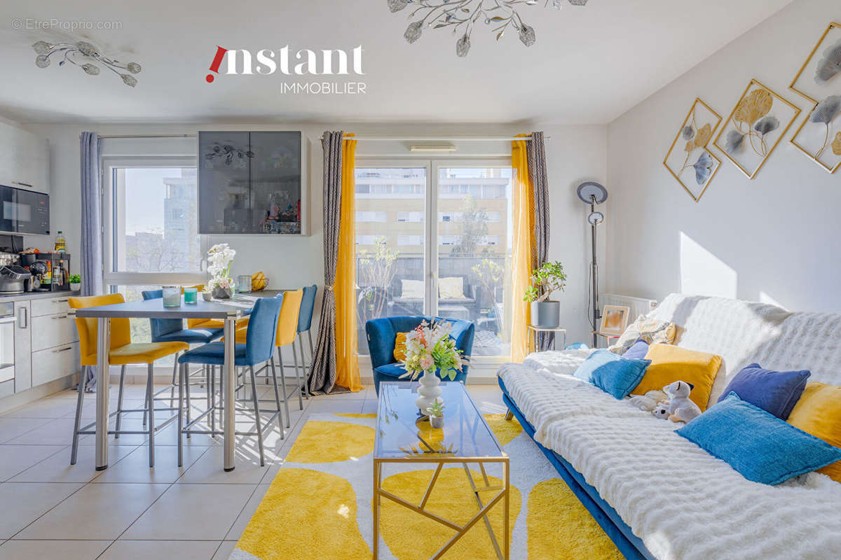 Appartement à LYON-8E