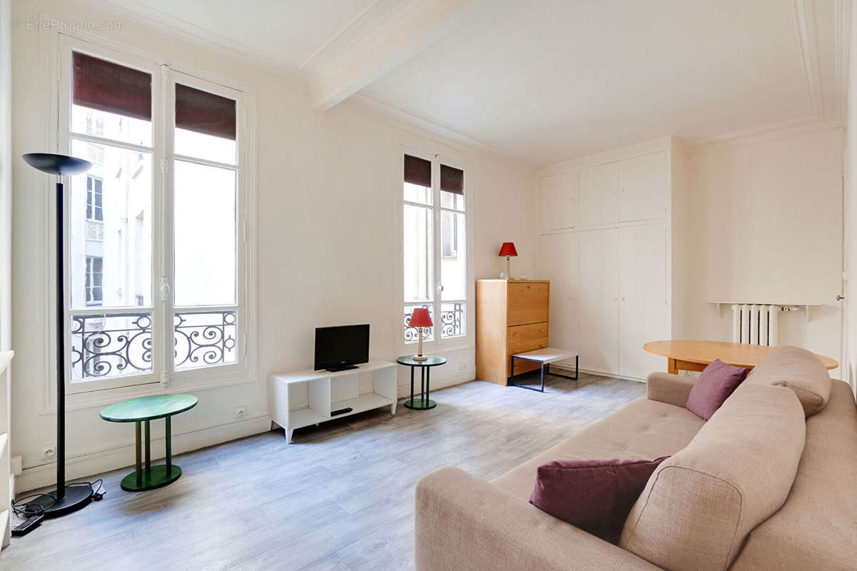 Appartement à PARIS-6E