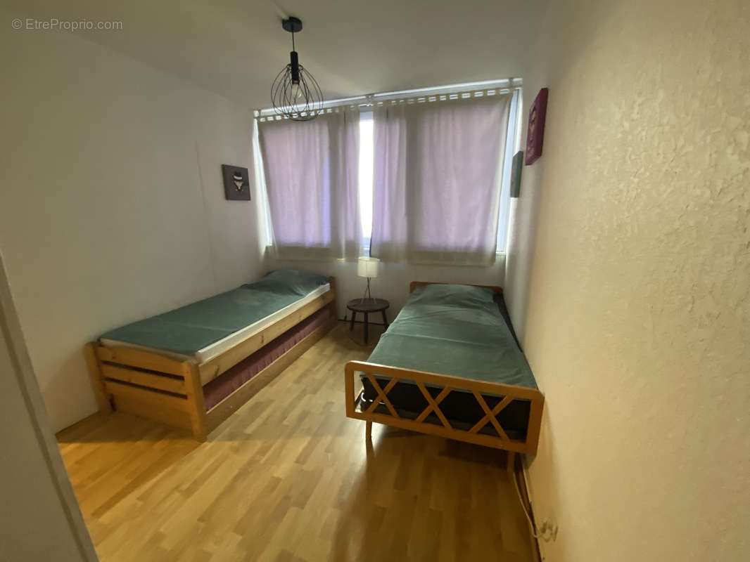 Appartement à COMPAINS