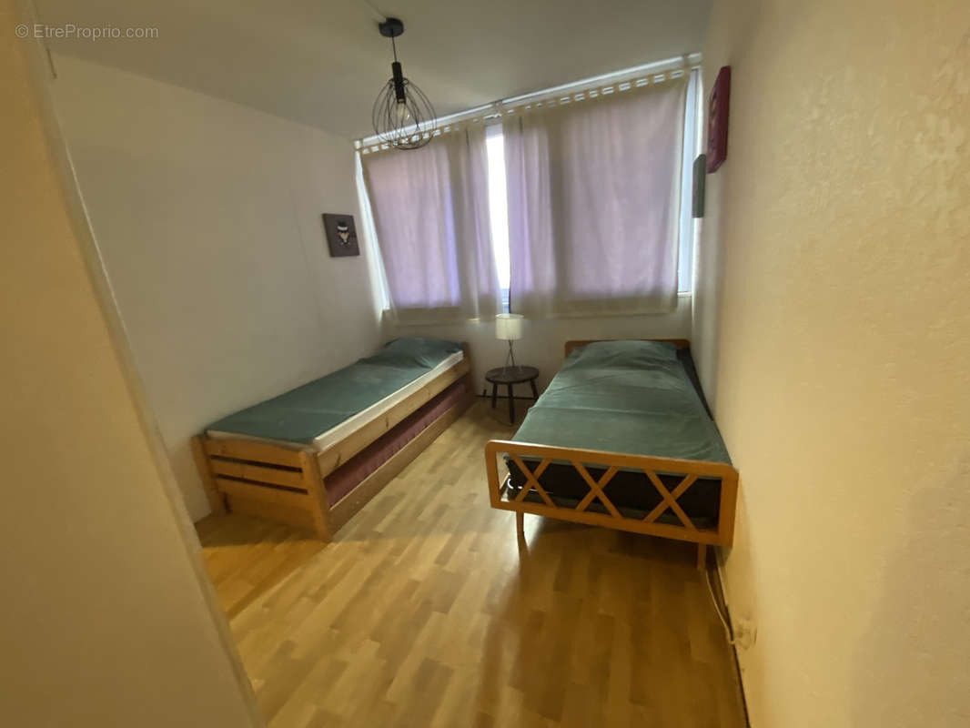 Appartement à COMPAINS