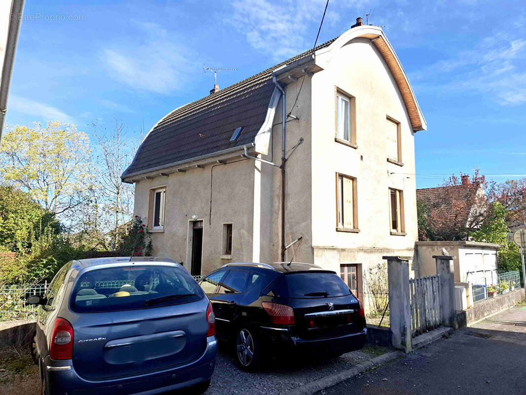 Appartement à LONS-LE-SAUNIER