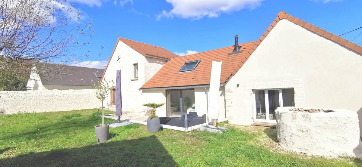 Maison à SAINT-DENIS-SUR-LOIRE