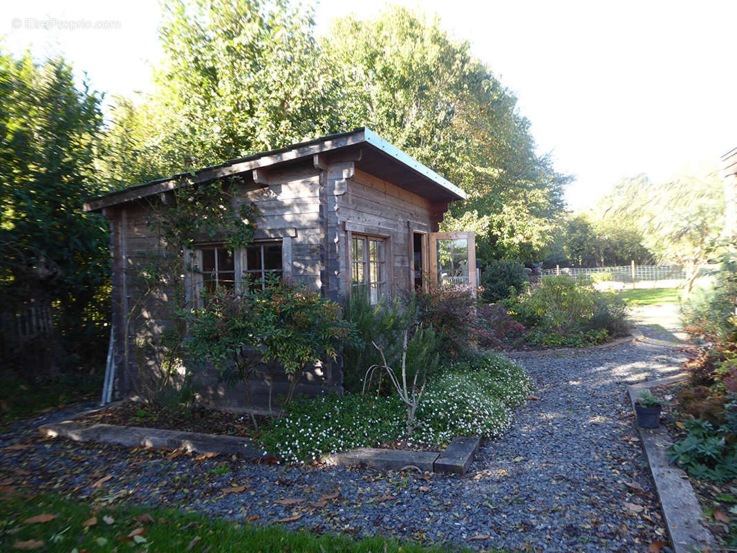 Maison à PONT-L&#039;EVEQUE