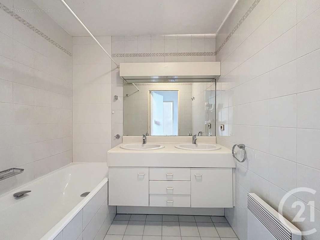 Appartement à PARIS-13E