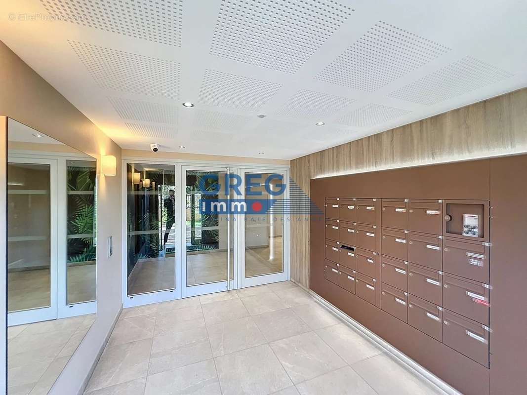 Appartement à VILLENEUVE-LOUBET