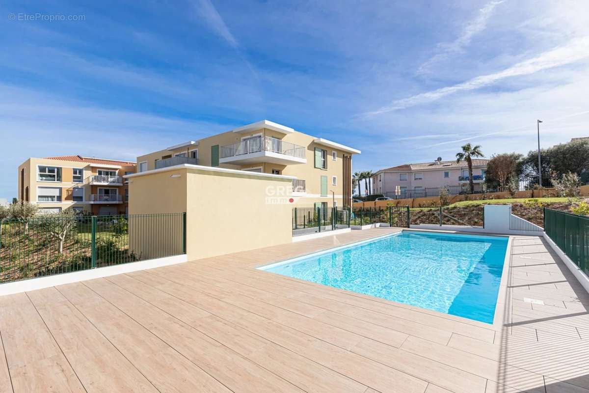 Appartement à VILLENEUVE-LOUBET