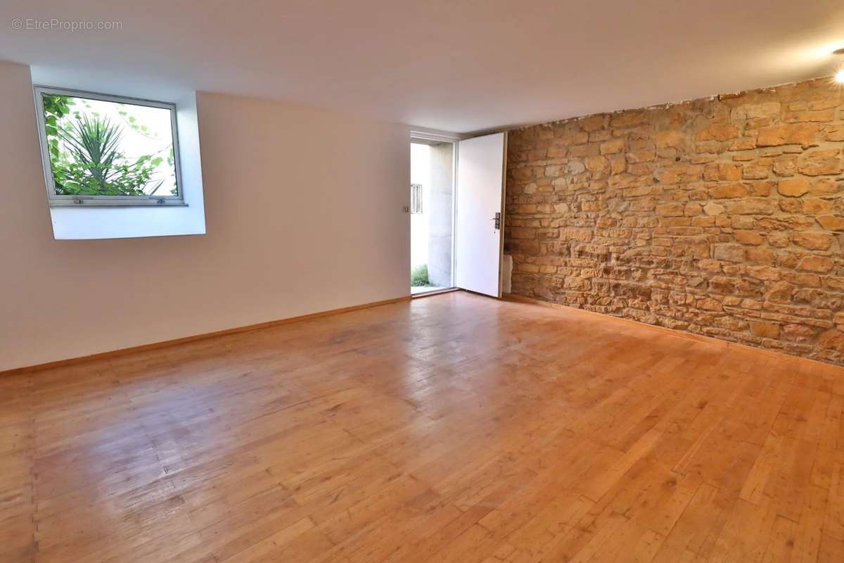 Appartement à LYON-1E