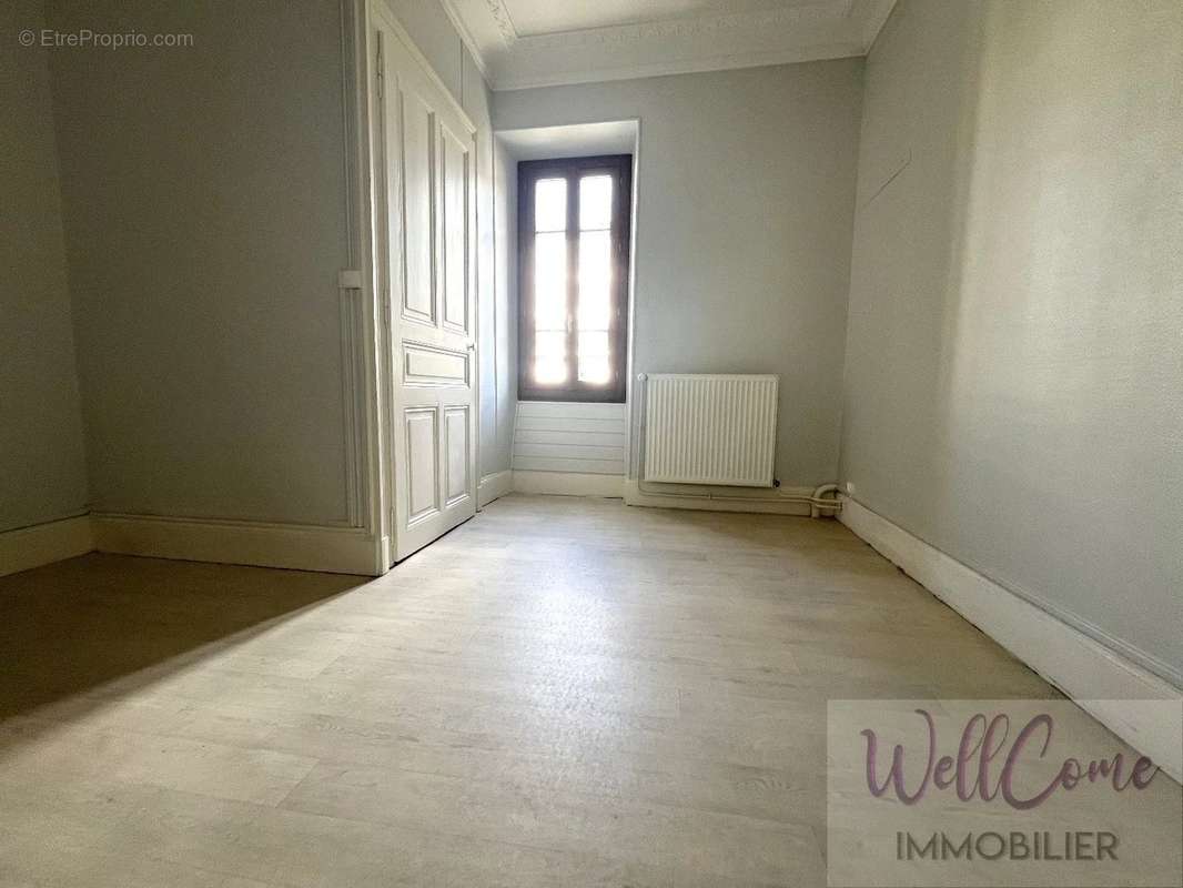 Appartement à AIX-LES-BAINS